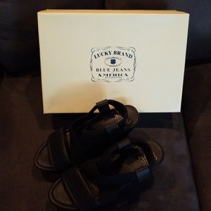 Lucky Brand  7.5M Wedge Heel Black, New in box